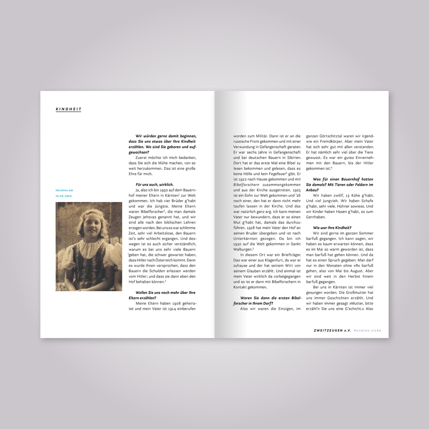 Aufgeschlagenes Magazin: Fließtext und Foto von Hermine Liska als junges Mädchen